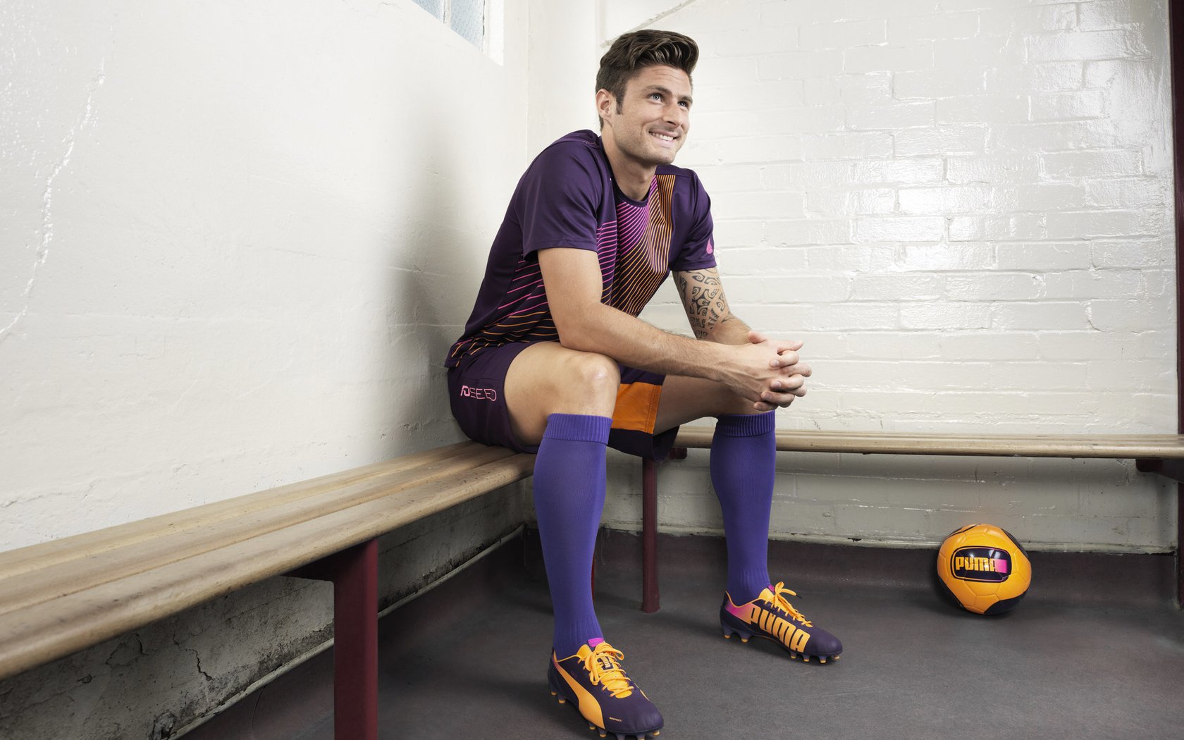 海外沙滩排球明星赛，浪花中的群英会，国外沙滩排球视频