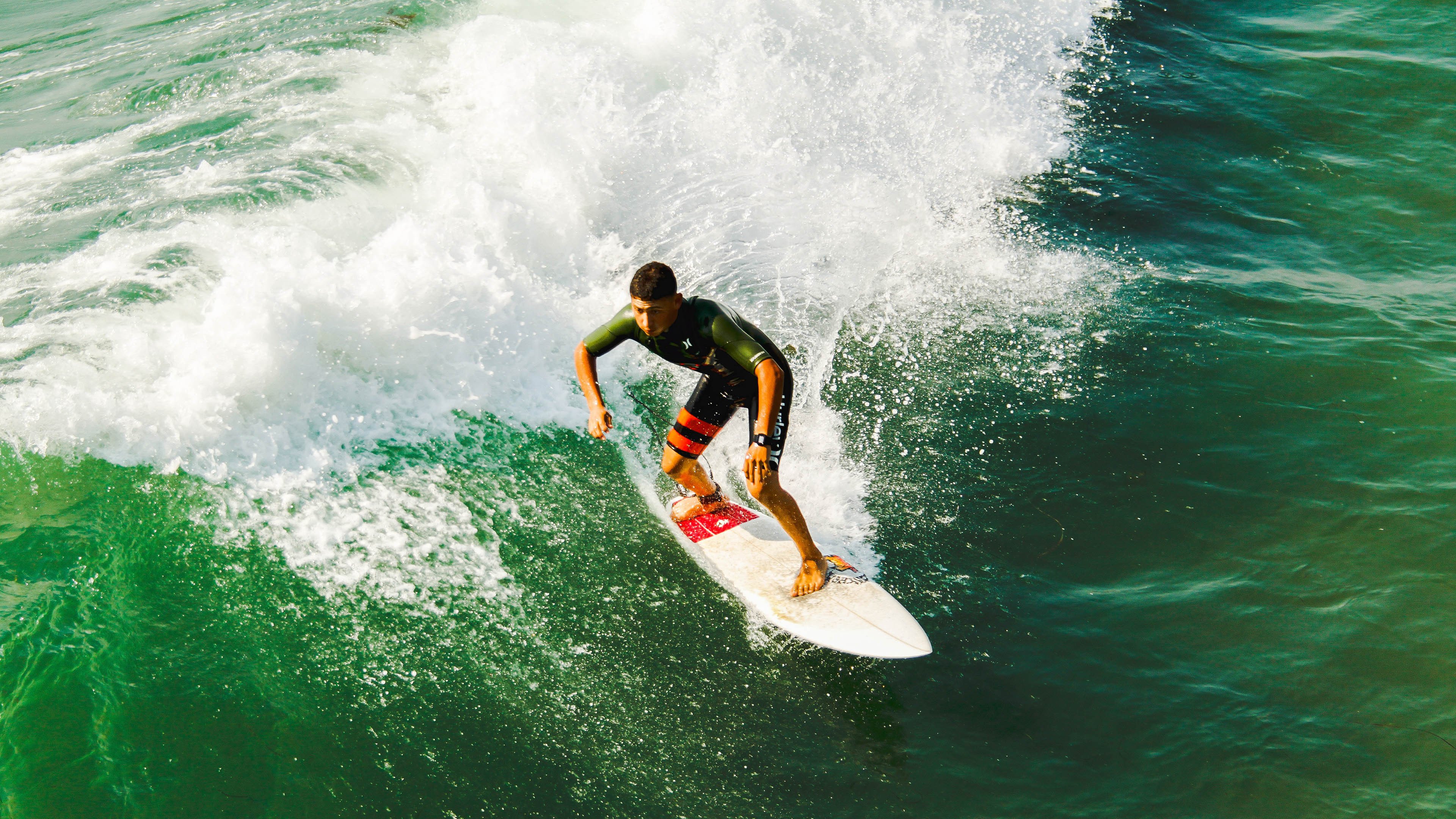 足球青训联盟扩大规模，推动青少年足球发展，青少年足球训练营简介